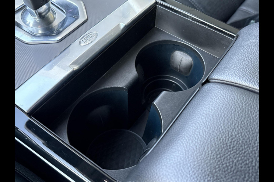 Land Rover Range Rover Evoque 1.5 P300e AWD R-Dynamic HSE | Cold Climate Pack | Memory Seats | Camera | Dealer onderhouden | Leder | Navigatie |