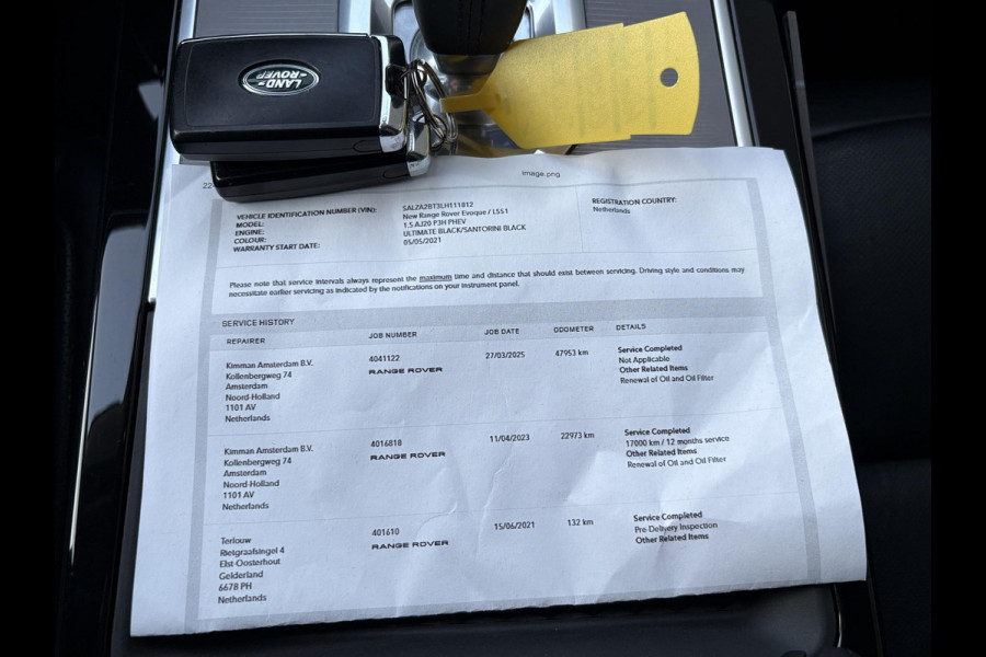 Land Rover Range Rover Evoque 1.5 P300e AWD R-Dynamic HSE | Cold Climate Pack | Memory Seats | Camera | Dealer onderhouden | Leder | Navigatie |