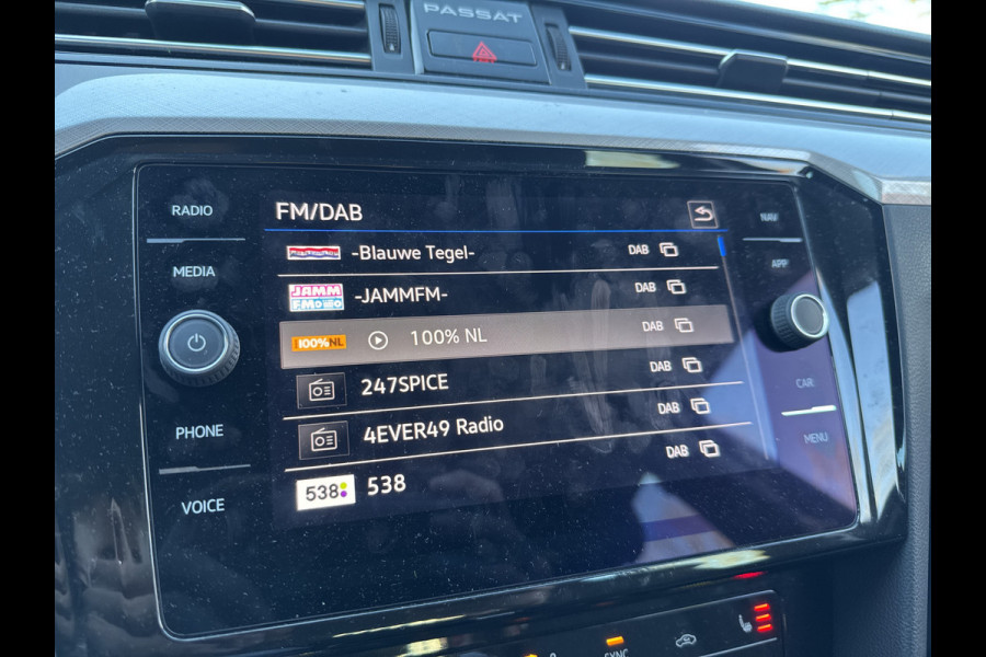 Volkswagen Passat Variant 1.5 TSI 150PK DSG BUSINESS CAMERA/ACC/NAVI