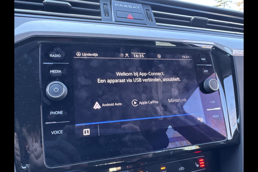 Volkswagen Passat Variant 1.5 TSI 150PK DSG BUSINESS CAMERA/ACC/NAVI