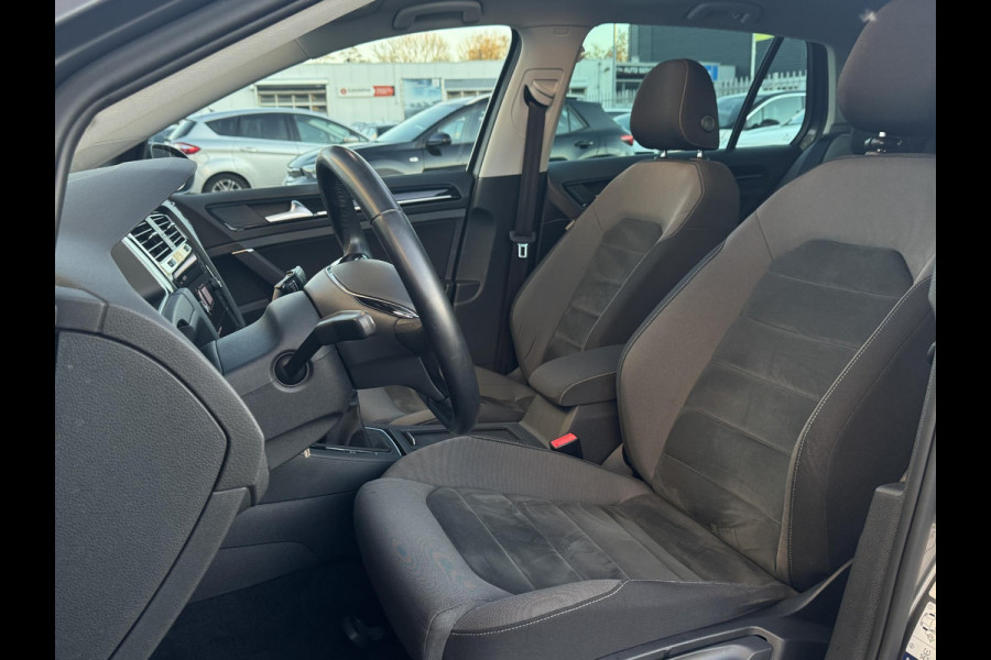 Volkswagen Golf 1.5 TSI Highline NL-AUTO | DEALER ONDERHOUDEN | PANODAK | TREKHAAK