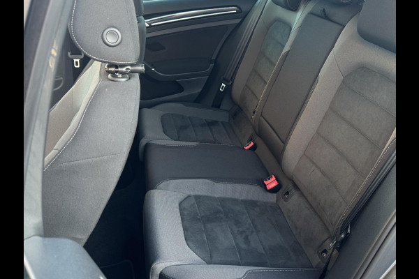 Volkswagen Golf 1.5 TSI Highline NL-AUTO | DEALER ONDERHOUDEN | PANODAK | TREKHAAK