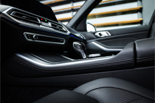 BMW X5 xDrive45e Executive - M Sport | Panorama | Luchtvering | 360 Camera