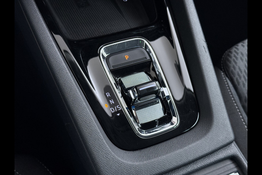 Škoda Octavia e-TSI AUT Trekhaak Adap.Cruise Camera Navi Ecc Apple Carplay Android Auto Virtual Cockpit Business Edition Plus Elek.Achterklep Stoelverwarming voor+achter Lmv DAB Led Keyless advanced Dodehoek detector 1e Eigenaar Origineel Nederlandse Auto Mild-Hybrid