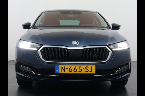Škoda Octavia e-TSI AUT Trekhaak Adap.Cruise Camera Navi Ecc Apple Carplay Android Auto Virtual Cockpit Business Edition Plus Elek.Achterklep Stoelverwarming voor+achter Lmv DAB Led Keyless advanced Dodehoek detector 1e Eigenaar Origineel Nederlandse Auto Mild-Hybrid