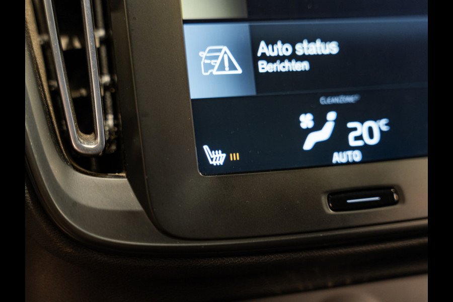 Volvo XC40 1.5 T3 163PK Momentum, Navi, Cruise, Cam, PDC, Clima, Voll Led, Bluetooth/Tel, Private Glas, Volledig Onderhouden