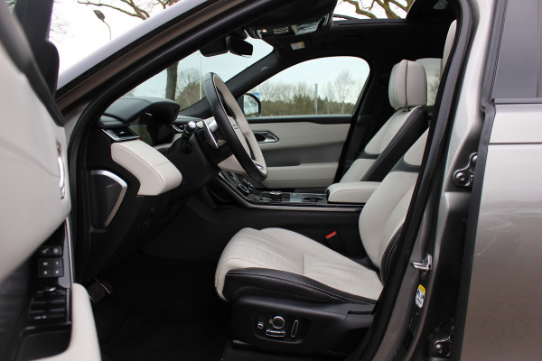 Land Rover Range Rover Velar 2.0 I4 Turbo AWD R-Dynamic HSE / Trekhaak / Panoramadak / 360Camera / Head-up / Laser LED / 21'' / Meridian High End / Stoelmassage+Verwarming / Stuurverwarming / DAB / ACC