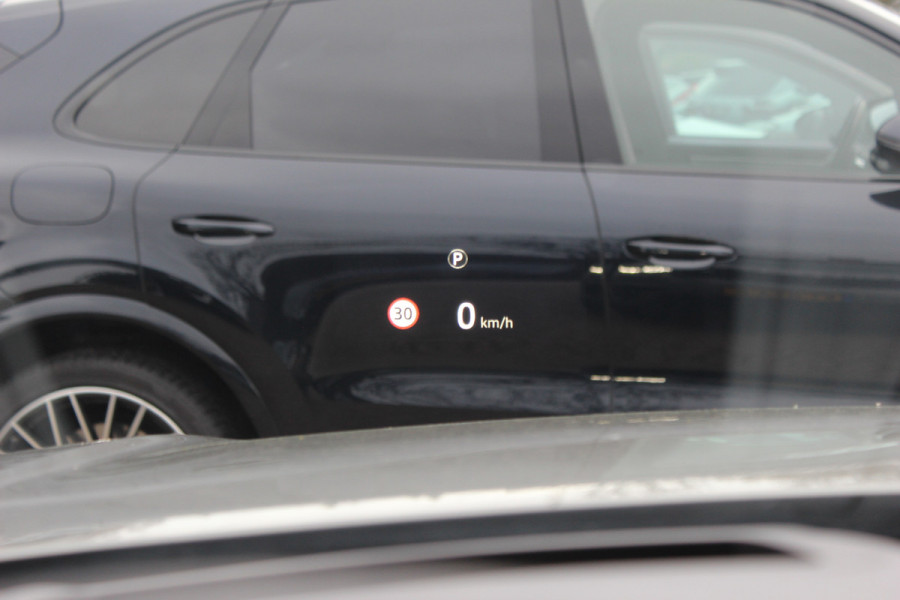 Land Rover Range Rover Velar 2.0 I4 Turbo AWD R-Dynamic HSE / Trekhaak / Panoramadak / 360Camera / Head-up / Laser LED / 21'' / Meridian High End / Stoelmassage+Verwarming / Stuurverwarming / DAB / ACC