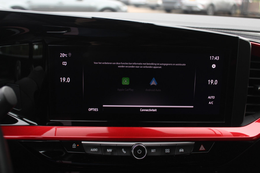 Opel Mokka Electric Ultimate 50 kWh / SOH 94,2% / Trekhaak / Camera / CarPlay / Keyless / LED Koplampen / 17'' / Navigatie / DAB / Dodehoek / Cruise Control Adaptief / Warmtepomp