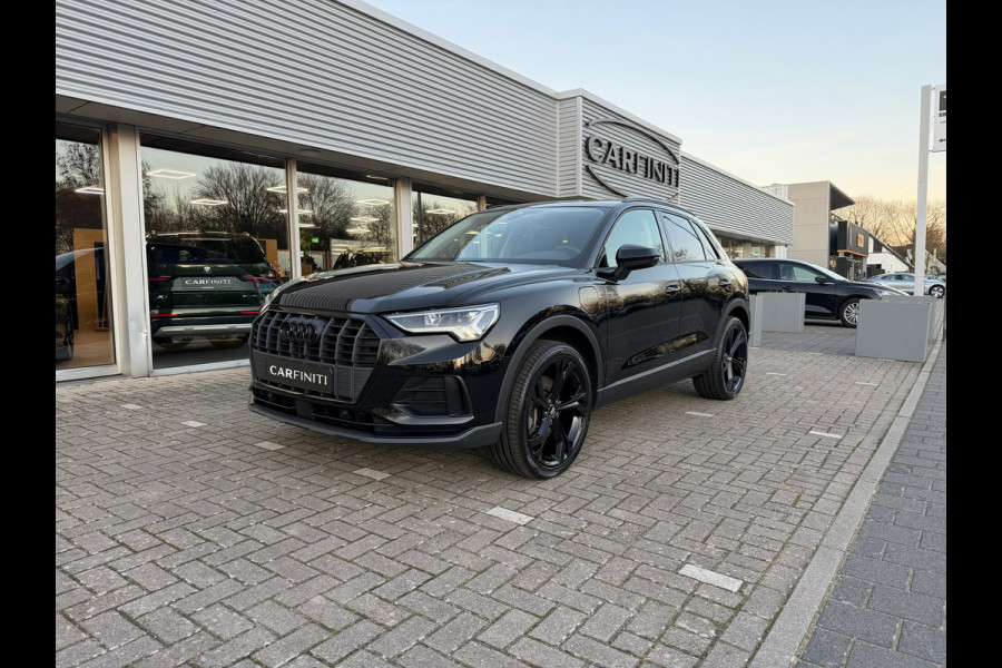 Audi Q3 Sportback 45 TFSI e Edition, Navi Carplay / Climate / Cruise / Elektrische Achterklep / 20" Lichtmetaal.