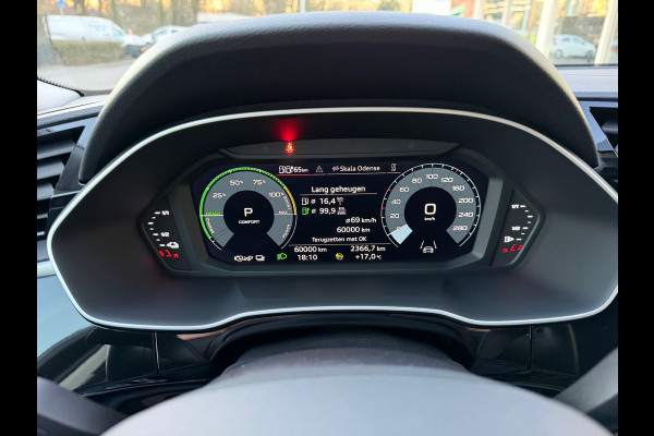 Audi Q3 Sportback 45 TFSI e Edition, Navi Carplay / Climate / Cruise / Elektrische Achterklep / 20" Lichtmetaal.