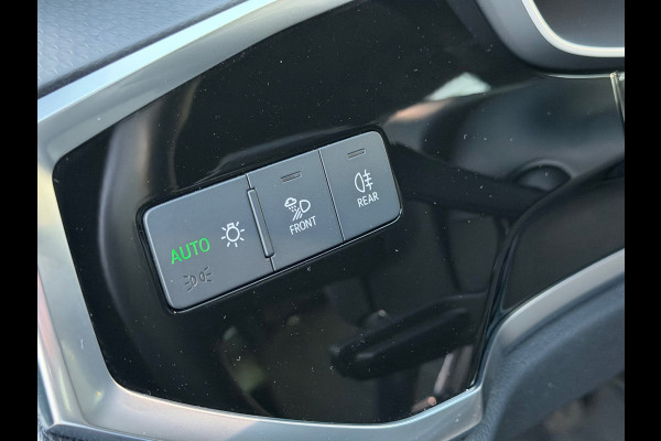 Audi Q3 Sportback 45 TFSI e Edition, Navi Carplay / Climate / Cruise / Elektrische Achterklep / 20" Lichtmetaal.