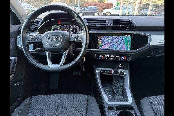Audi Q3 Sportback 45 TFSI e Edition, Navi Carplay / Climate / Cruise / Elektrische Achterklep / 20" Lichtmetaal.