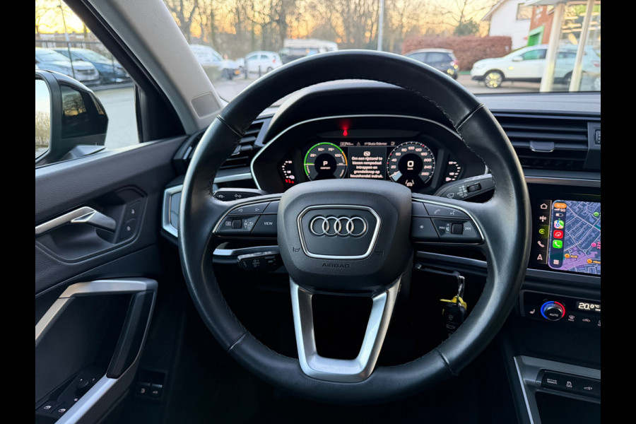 Audi Q3 Sportback 45 TFSI e Edition, Navi Carplay / Climate / Cruise / Elektrische Achterklep / 20" Lichtmetaal.