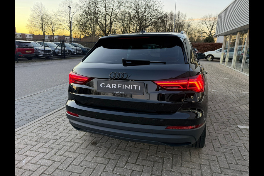 Audi Q3 Sportback 45 TFSI e Edition, Navi Carplay / Climate / Cruise / Elektrische Achterklep / 20" Lichtmetaal.