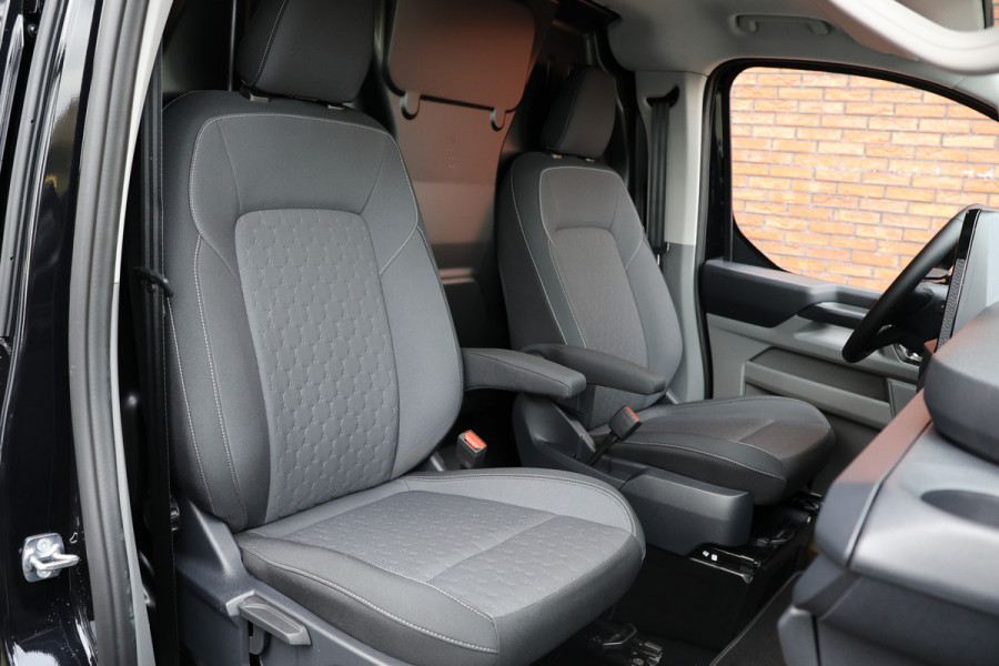 Ford E-Transit Custom 320 L2H1 Limited 65 kWh 218 PK | 328 KM Range | ACC | Blind Spot | L+R Schuifdeur | LED Koplampen + achterlichten | Stuur- en stoelverwarming | CarPlay | Camera | Zero Emission