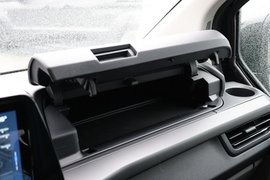 Ford E-Transit Custom 320 L2H1 Limited 65 kWh 218 PK | 328 KM Range | ACC | Blind Spot | L+R Schuifdeur | LED Koplampen + achterlichten | Stuur- en stoelverwarming | CarPlay | Camera | Zero Emission