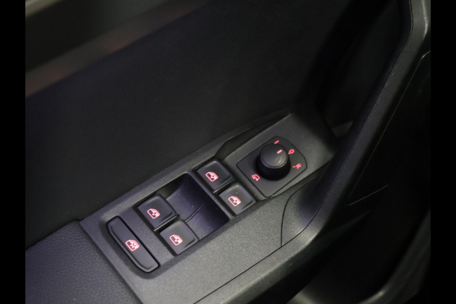 Seat Ibiza 1.0 TSI FR Business Intense Plus [ADAPTIVE CRUISE CONTROL, APPLE CARPLAY, ANDROID AUTO, ACHTERUITRIJCAMERA, PDC V+A, STOELVERWARMING, NIEUWSTAAT]