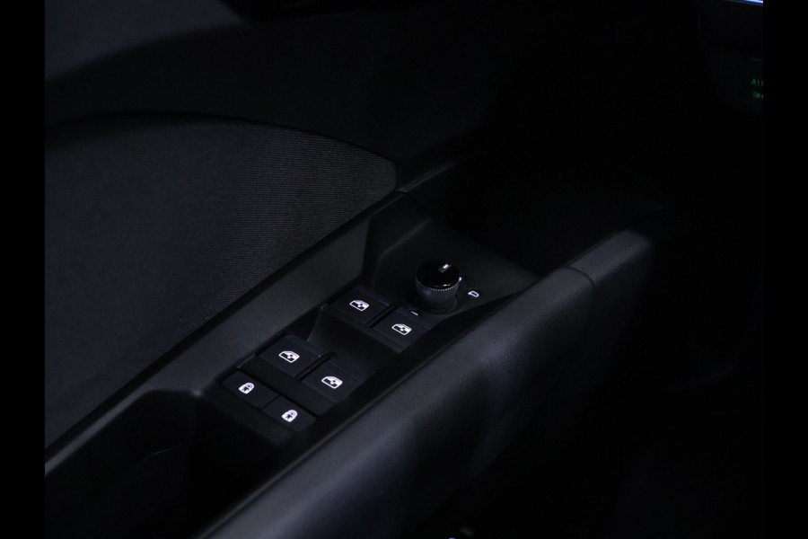 Audi Q4 e-tron 40 Advanced edition 77 kWh [ADAPTIVE CRUISE CONTROL, APPLE CARPLAY, ANDROID AUTO, SFEERVERLICHTING, ACHTERUITRIJCAMERA, PDC V+A, STOELVERWARMING, NIEUWSTAAT]