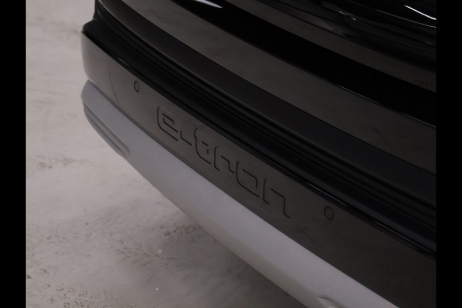 Audi Q4 e-tron 40 Advanced edition 77 kWh [ADAPTIVE CRUISE CONTROL, APPLE CARPLAY, ANDROID AUTO, SFEERVERLICHTING, ACHTERUITRIJCAMERA, PDC V+A, STOELVERWARMING, NIEUWSTAAT]