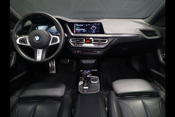 BMW 2 Serie Gran Coupé 218i High Executive Edition M Sport [ADAPTIVE CRUISE CONTROL, APPLE CARPLAY, ANDROID AUTO, PDC V+A, BMW LED, STOELVERWARMING, CLIMATE CONTROL, NIEUWSTAAT]