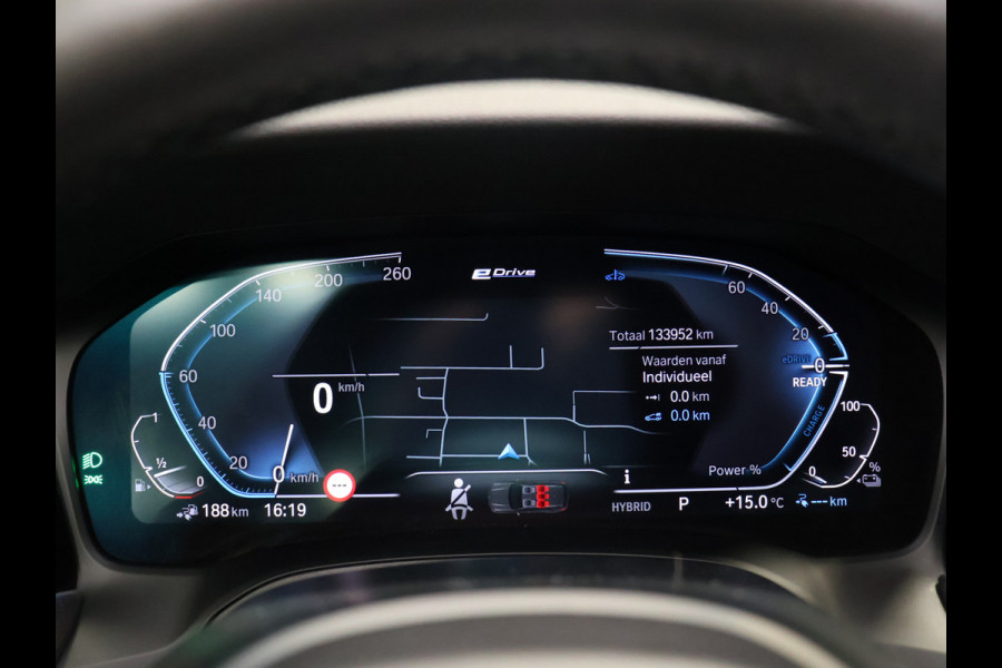 BMW 3 Serie Touring 320e Business Edition Plus M Sport [SCHUIFKANTELDAK, APPLE CARPLAY, ANDROID AUTO, CRUISE CONTROL, PDC V+A, BMW LED, STOELVERWARMING, NIEUWSTAAT]
