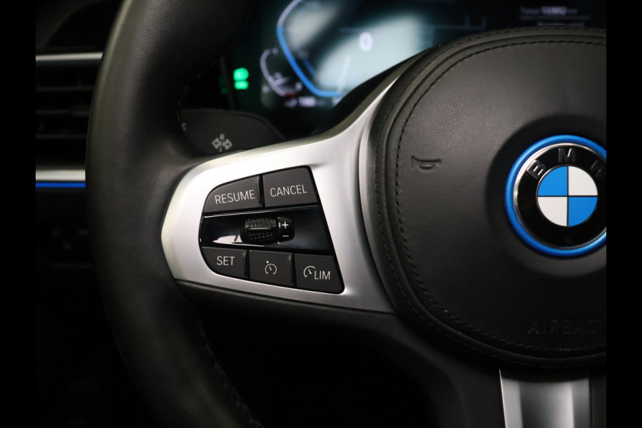 BMW 3 Serie Touring 320e Business Edition Plus M Sport [SCHUIFKANTELDAK, APPLE CARPLAY, ANDROID AUTO, CRUISE CONTROL, PDC V+A, BMW LED, STOELVERWARMING, NIEUWSTAAT]