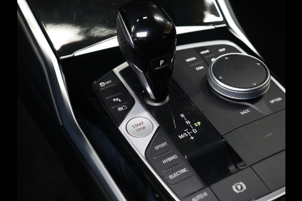 BMW 3 Serie Touring 320e Business Edition Plus M Sport [SCHUIFKANTELDAK, APPLE CARPLAY, ANDROID AUTO, CRUISE CONTROL, PDC V+A, BMW LED, STOELVERWARMING, NIEUWSTAAT]