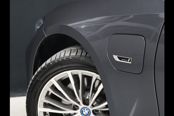 BMW 3 Serie Touring 320e Business Edition Plus M Sport [SCHUIFKANTELDAK, APPLE CARPLAY, ANDROID AUTO, CRUISE CONTROL, PDC V+A, BMW LED, STOELVERWARMING, NIEUWSTAAT]