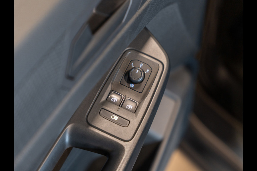 Volkswagen Caddy Cargo Maxi 2.0 TDI DSG, Gr Navi, Apple Carplay, ACC, PDC, Schuifdeur, Laaddeuren, 18" Velgen, Volledig Onderhoud