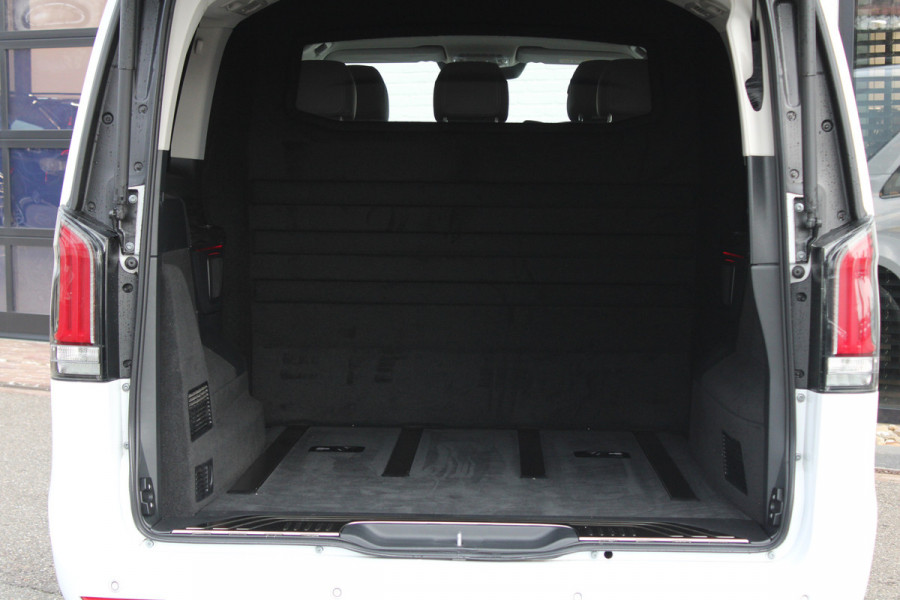 Mercedes-Benz V-Klasse 220d / Lang / DC / New Model / 2x Elec Schuifdeur / Night Pakket / Camera / NIEUWSTAAT