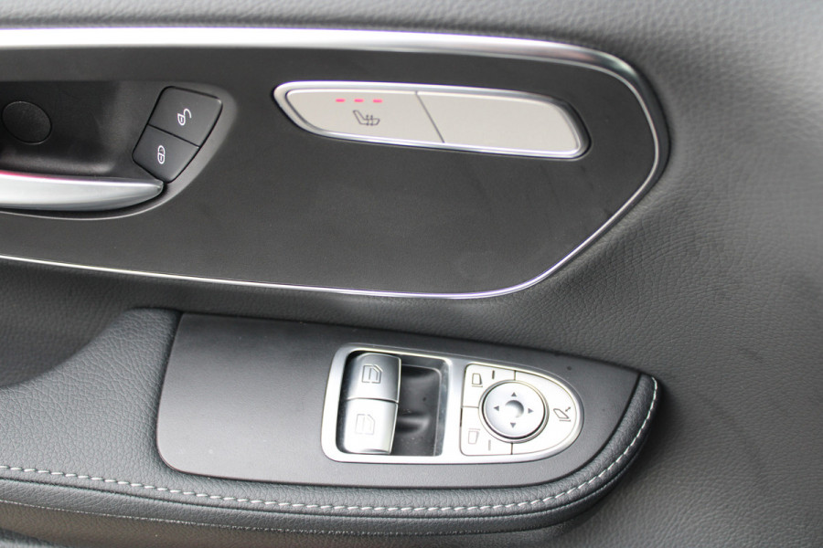Mercedes-Benz V-Klasse 220d / Lang / DC / New Model / 2x Elec Schuifdeur / Night Pakket / Camera / NIEUWSTAAT
