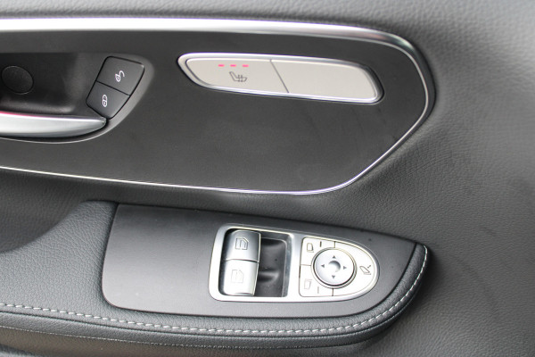 Mercedes-Benz V-Klasse 220d / Lang / DC / New Model / 2x Elec Schuifdeur / Night Pakket / Camera / NIEUWSTAAT