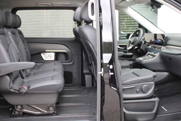 Mercedes-Benz V-Klasse 300d / DC / AMG / Panorama / bj 2025 / 2x Elec Schuifd / 360 Cam / Burmester / Vol Opties / NIEUWSTAAT