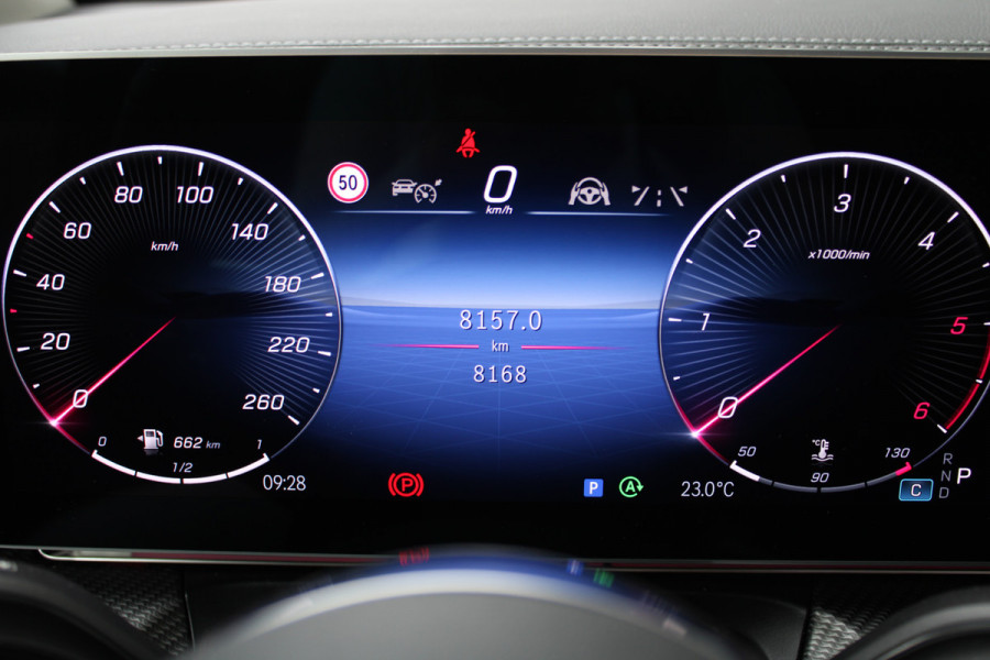 Mercedes-Benz V-Klasse 300d / DC / AMG / Panorama / bj 2025 / 2x Elec Schuifd / 360 Cam / Burmester / Vol Opties / NIEUWSTAAT