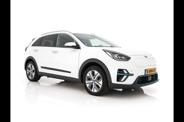Kia e-Niro ExecutiveLine 64 kWh [ 3-Fase ] {SOH-100%} (INCL-BTW)  Aut.*HEATPUMP | LEATHER | FULL-LED | NAVI-FULLMAP | ADAPTIVE-CRUISE | CAMERA | MEMORY-PACK | LANE-ASSIST | KEYLESS | DIGI-COCKPIT | PRIVACYGLASS | SHIFTPADDLES | 17"ALU*