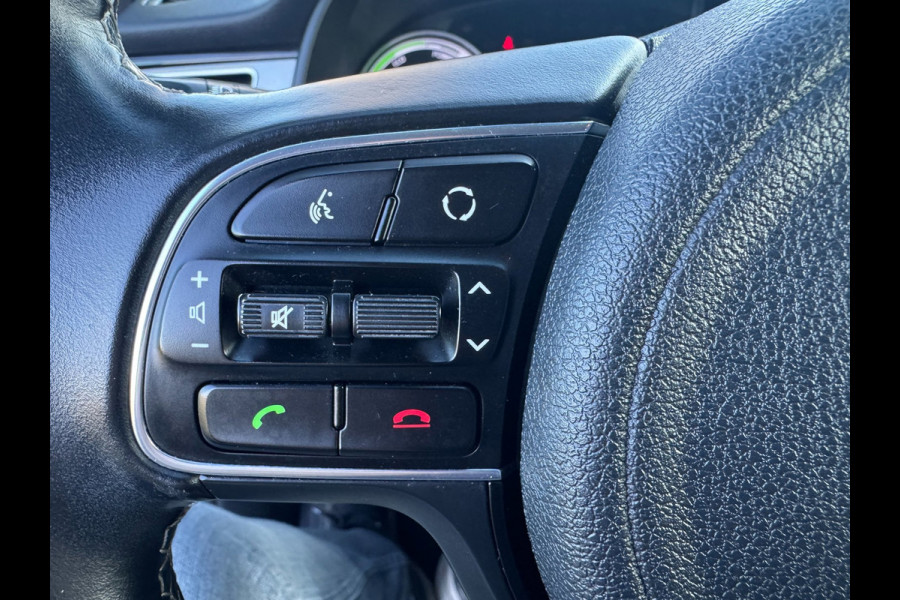 Kia Niro 1.6 GDi Hybrid DynamicPlusLine LEDEREN BEKLEDING CAMERA