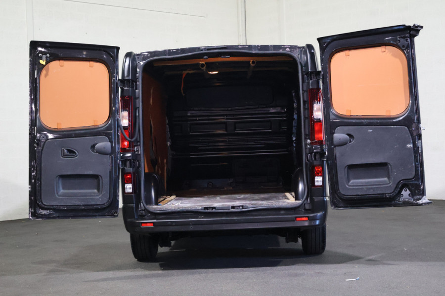 Renault Trafic 2.0 dCi 120pk L2 H1 Airco Navigatie