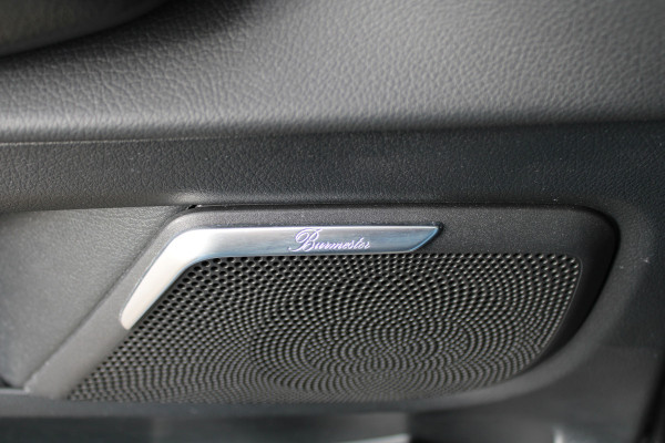 Mercedes-Benz V-Klasse 300d / XXL / DC / AMG / Burmester / 360 Camera / Nightpakket / Vol Opties / NIEUWSTAAT