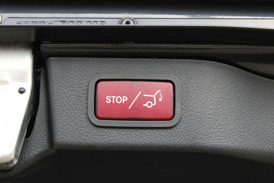 Mercedes-Benz V-Klasse 300d / XXL / DC / AMG / Burmester / 360 Camera / Nightpakket / Vol Opties / NIEUWSTAAT