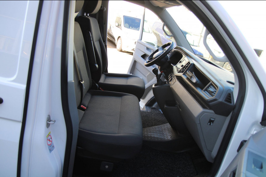 Volkswagen Transporter 2.0 TDI L1H1 / Imperiaal / Trekhaak / Sidebars / 3 zits