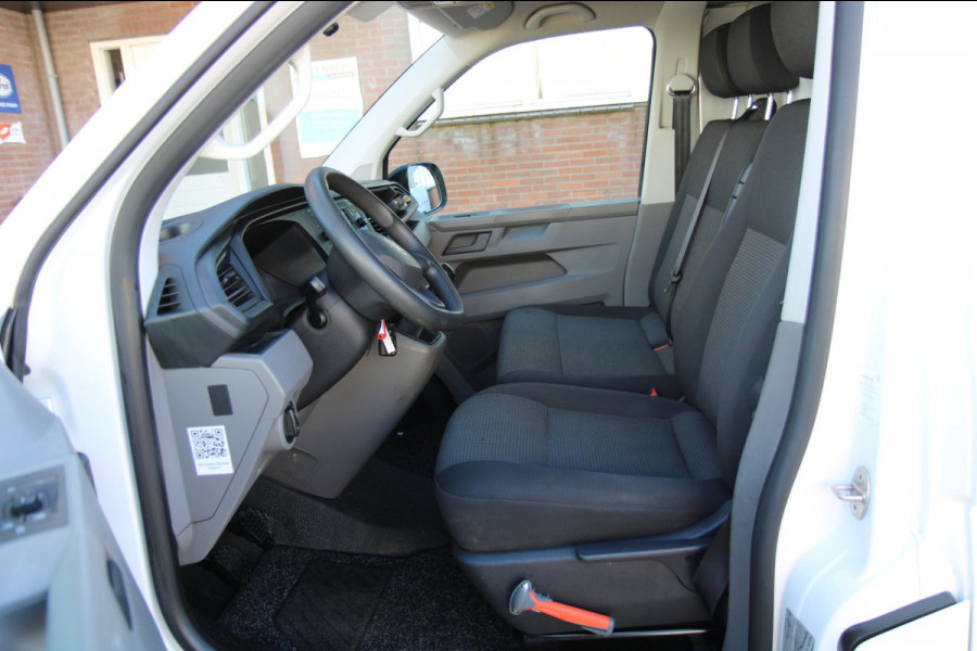 Volkswagen Transporter 2.0 TDI L1H1 / Imperiaal / Trekhaak / Sidebars / 3 zits