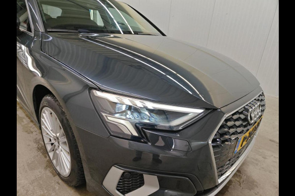 Audi A3 Sportback 30 TFSI Advanced edition Airco ECC Sportstoelen Full LED Full Navi PDC Achter 17" Multispoke Virtual Cockpit NL Auto NAP + Historie