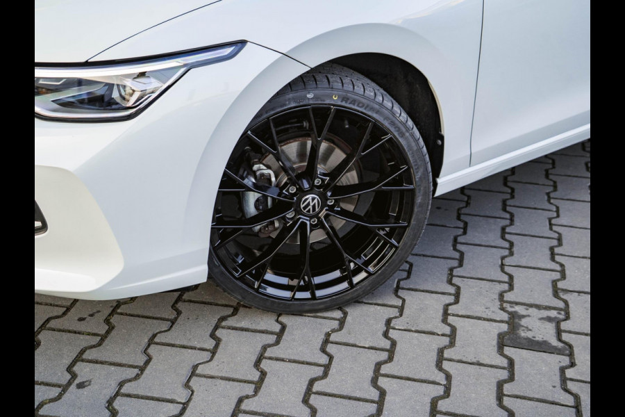 Volkswagen Golf Volkswagen Golf 8.5 1.5 eTSI 150pk Goal Edition Trekhaak|Stoelverw.|Navi|Cruise|Carplay