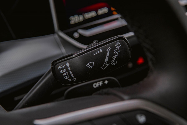 Volkswagen Golf Volkswagen Golf 8.5 1.5 eTSI 150pk Goal Edition Trekhaak|Stoelverw.|Navi|Cruise|Carplay