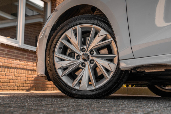 Audi A3 Sportback Business Edition 110 PK Aut. Pano Bang en Olufsen Black Optic Trekhaak 17''