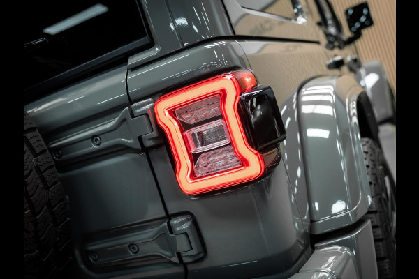 Jeep Wrangler 2.2D Sahara | Grijs Kenteken | Stoel en stuurverwarming | Custom Corse Edition |  Trekhaak | Alpine Sound |