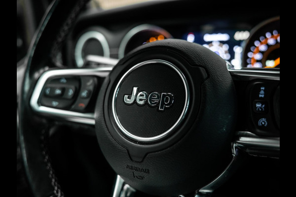 Jeep Wrangler 2.2D Sahara | Grijs Kenteken | Stoel en stuurverwarming | Custom Corse Edition |  Trekhaak | Alpine Sound |