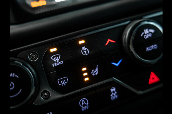Jeep Wrangler 2.2D Sahara | Grijs Kenteken | Stoel en stuurverwarming | Custom Corse Edition |  Trekhaak | Alpine Sound |