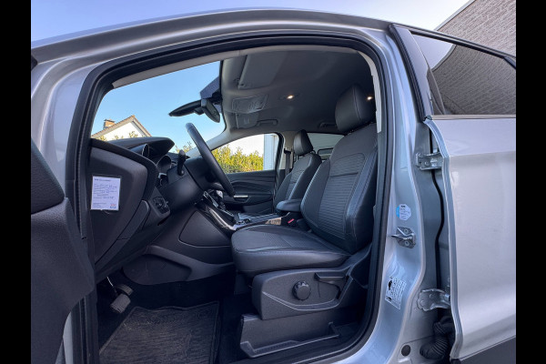 Ford Kuga 1.5 EcoBoost ST Line TREKHAAK / CAMERA / STOELVERW. / CARPLAY / CRUISE / WINTERPACK / 4-WHEELDRIVE / ECC / PDC /4-SEIZBA